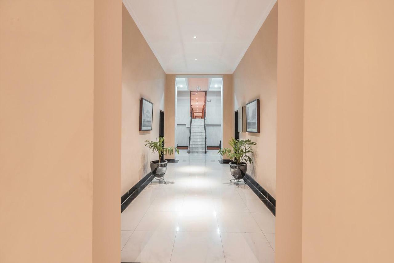 Capital O 534 Sriwijaya Hotel Dżakarta Zewnętrze zdjęcie